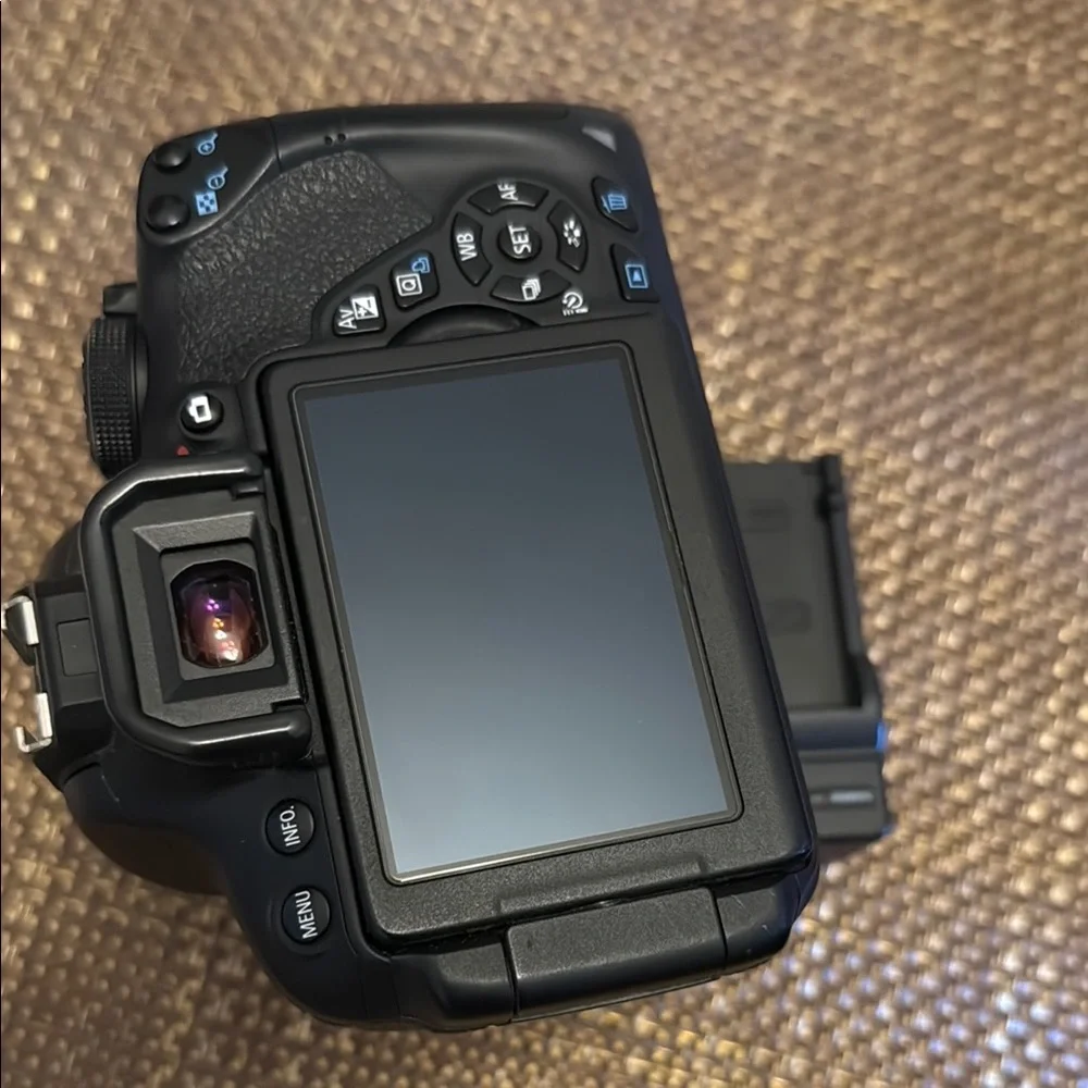 Canon EOS Rebel T5i Black Digital Camera